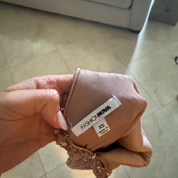 Fashion Nova mini dress - Picture 3 of 4